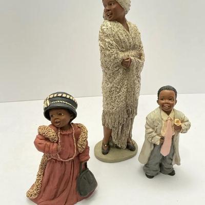 Martha Holcombe Lot Of 3