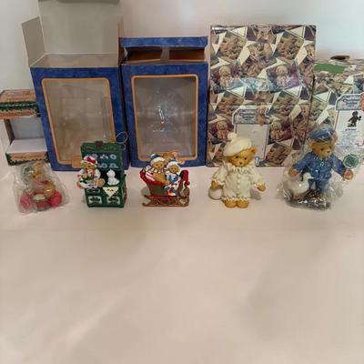 Lot Of 5 Cherished Teddies