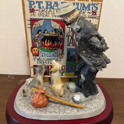 Emmett Kelly Jr. figurine titled "American Circus Extravaganza"