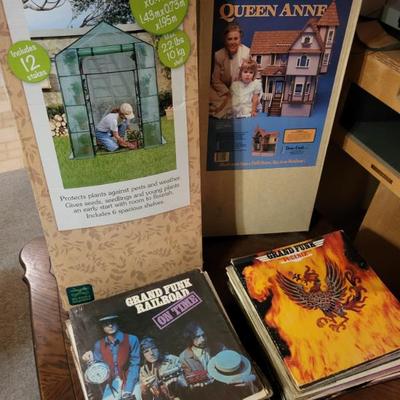 Sale Photo Thumbnail #136