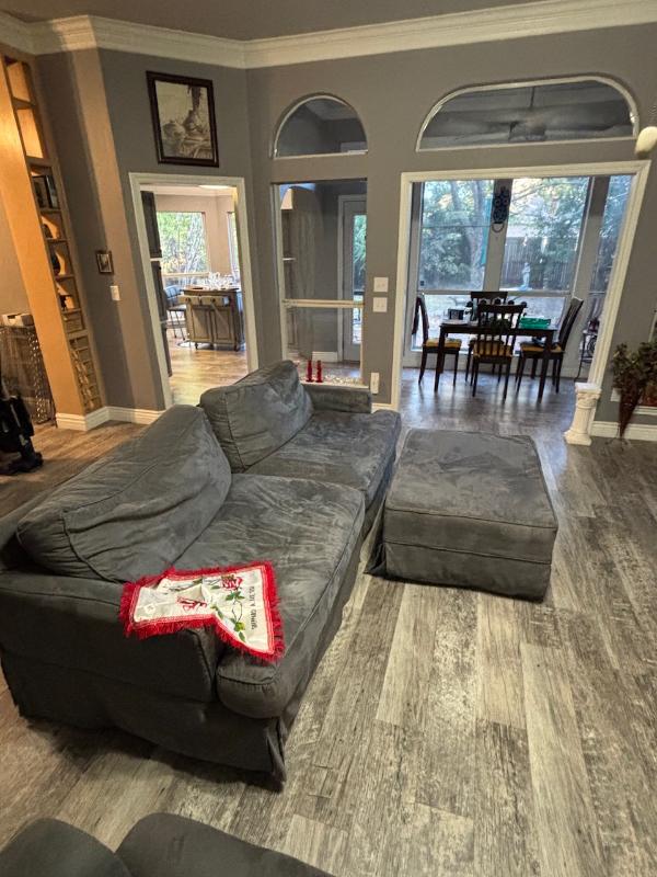 Sale Photo Thumbnail #6