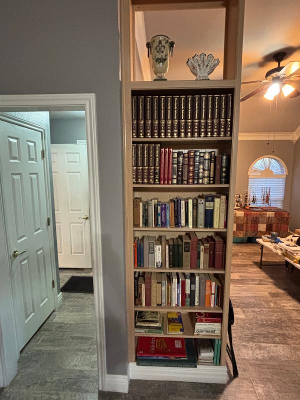 Sale Photo Thumbnail #9