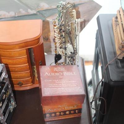 Sale Photo Thumbnail #156