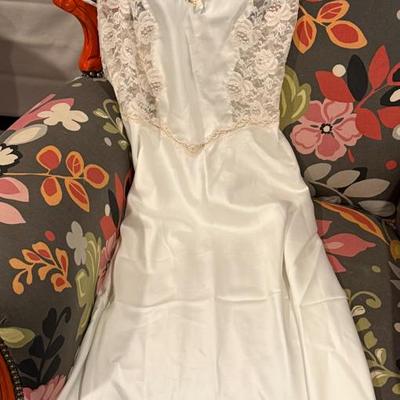 Sale Photo Thumbnail #112