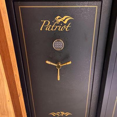 Sale Photo Thumbnail #302