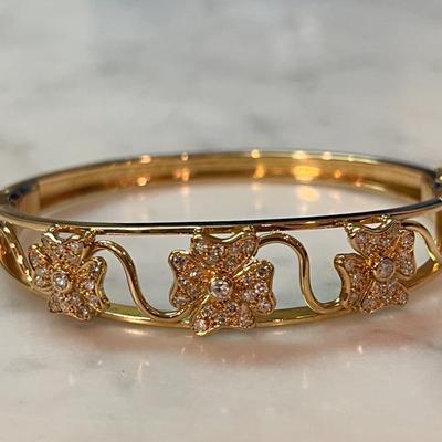 Sale Photo Thumbnail #431