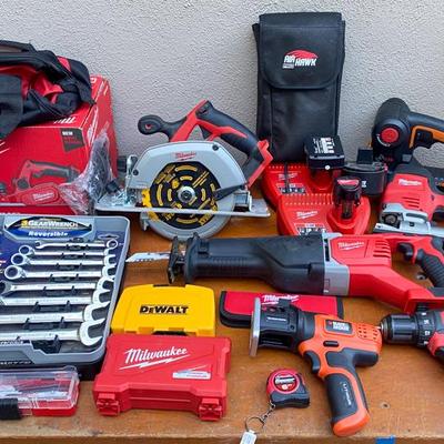 Sale Photo Thumbnail #374