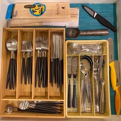 Sale Photo Thumbnail #336