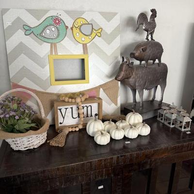 Sale Photo Thumbnail #71: Home decor 