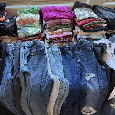 Sale Photo Thumbnail #38