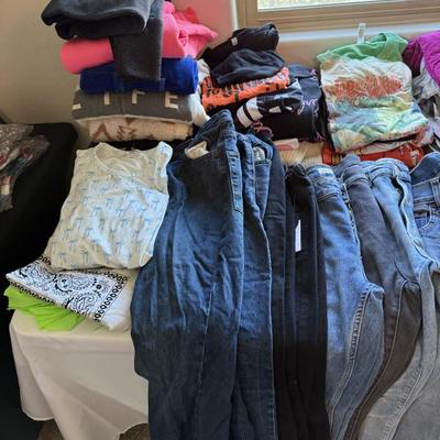 Sale Photo Thumbnail #37