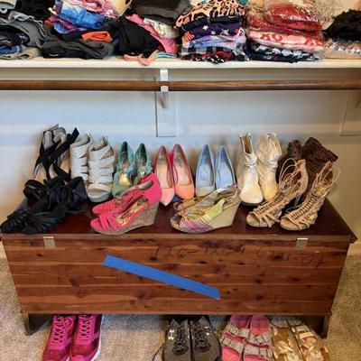 Sale Photo Thumbnail #11