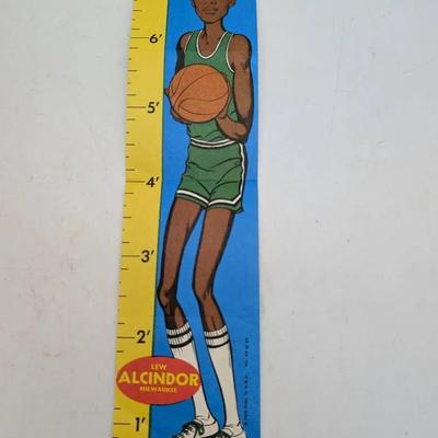 1969 Topps Basketball Rulers #10 Lew Alcindor 