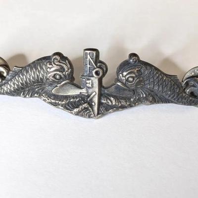 WWII US Navy Submarine Insignia Badge... Sterling 