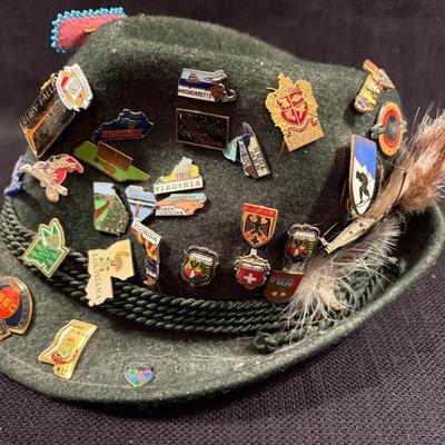TYROLEAN FELT CAPO HAT -Sz 57- BRUSH PINS 