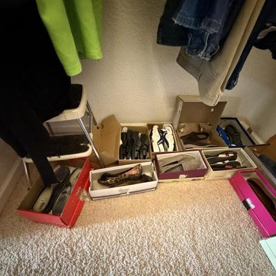 Sale Photo Thumbnail #63