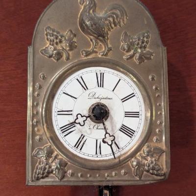 Sale Photo Thumbnail #114: Miniature clock!