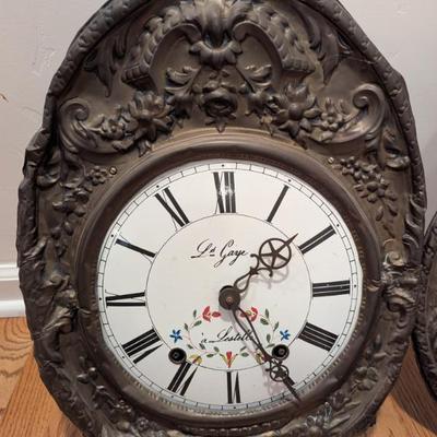 Sale Photo Thumbnail #111: Antique French Comtoise clock!