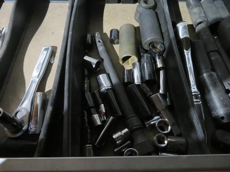 Sale Photo Thumbnail #11