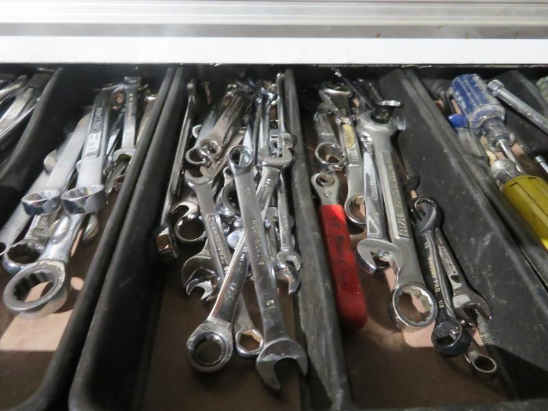 Sale Photo Thumbnail #17