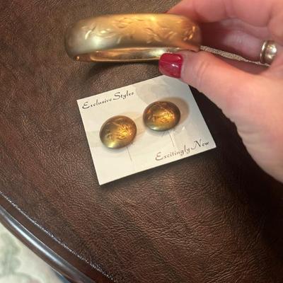 Sale Photo Thumbnail #249