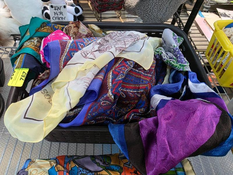 Sale Photo Thumbnail #348