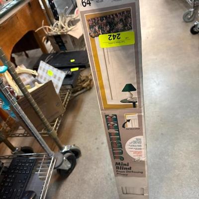 Sale Photo Thumbnail #296