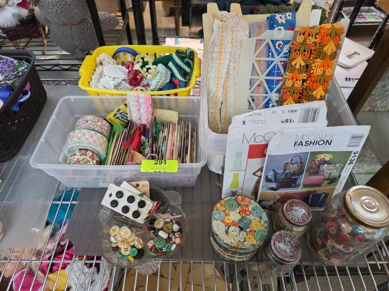 Sale Photo Thumbnail #347