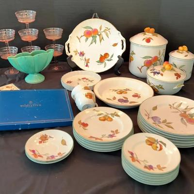 Royal Worcester “Evesham Vale” Dinnerware Collection with Accessories