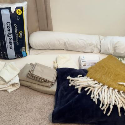 Sheets, Pillows, Oversized Blanket & Wedge Pillow Collection