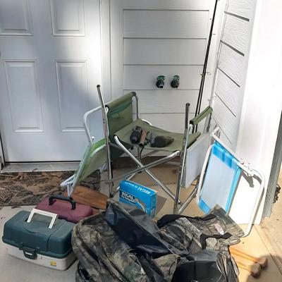 Adventure-Ready Hunting & Fishing Gear – Oars, Tackle Boxes, Poles & More