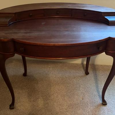 Vintage Serpentine Mahogany Writing Desk with Cabriole Legs