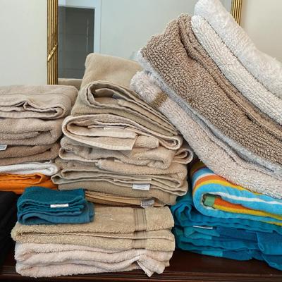 High-Quality Bath Towels, Hand Towels & Rugs by Fieldcrest, Threshold & More