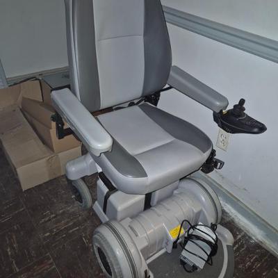 Sale Photo Thumbnail #223