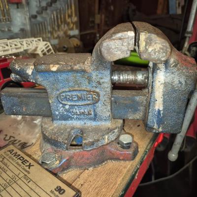 Sale Photo Thumbnail #449