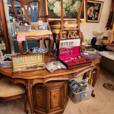 Sale Photo Thumbnail #126