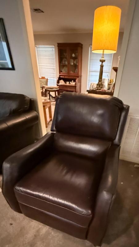 Sale Photo Thumbnail #8