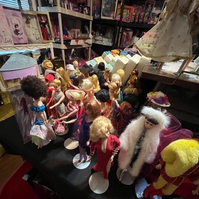 Sale Photo Thumbnail #544