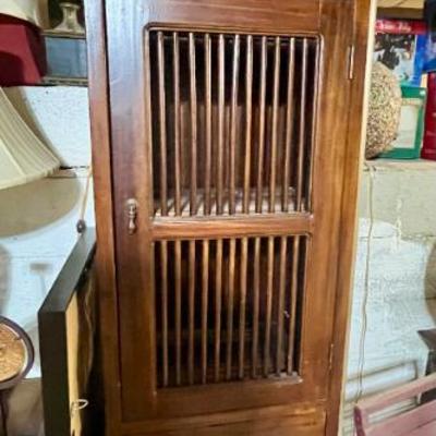 Sale Photo Thumbnail #681