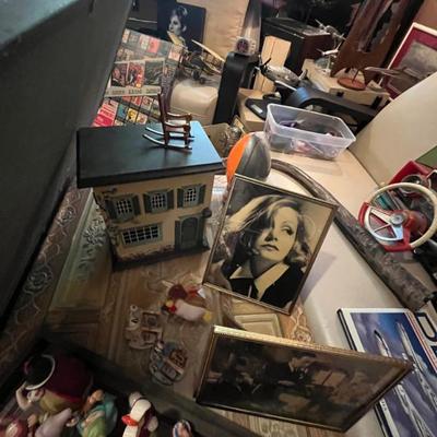 Sale Photo Thumbnail #441