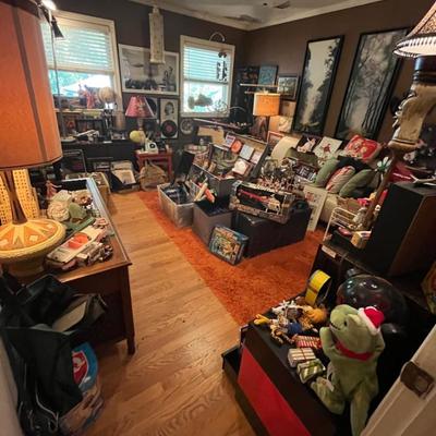 Sale Photo Thumbnail #373