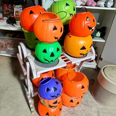 Sale Photo Thumbnail #765