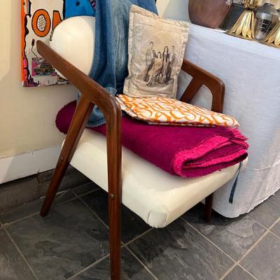 Sale Photo Thumbnail #121