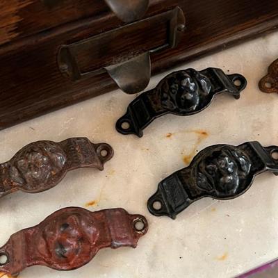 Sale Photo Thumbnail #688