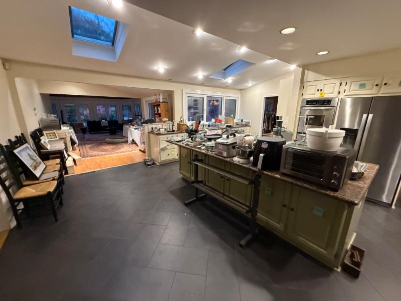 Sale Photo Thumbnail #13