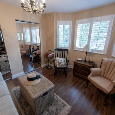 Sale Photo Thumbnail #9