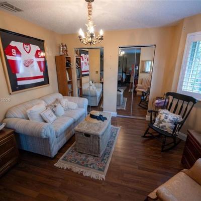 Sale Photo Thumbnail #8