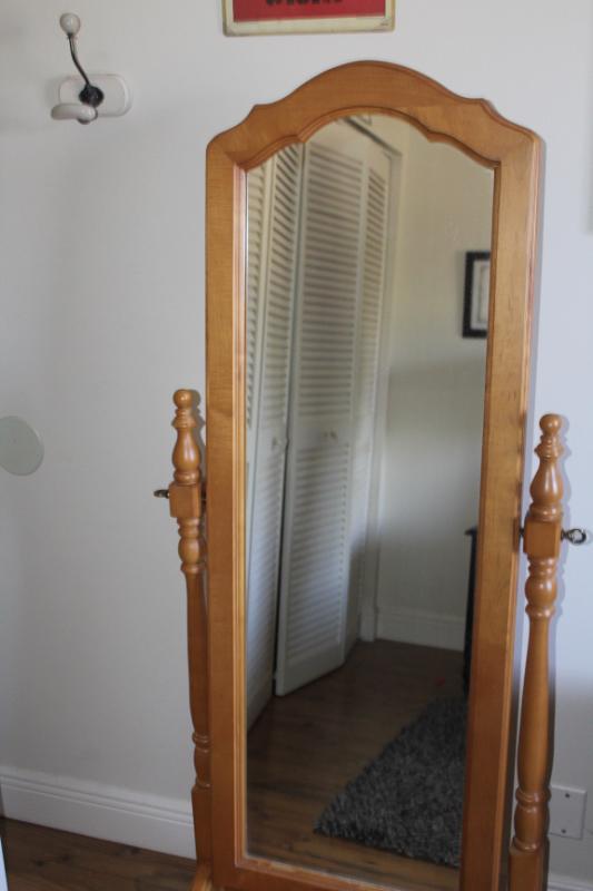 Sale Photo Thumbnail #35