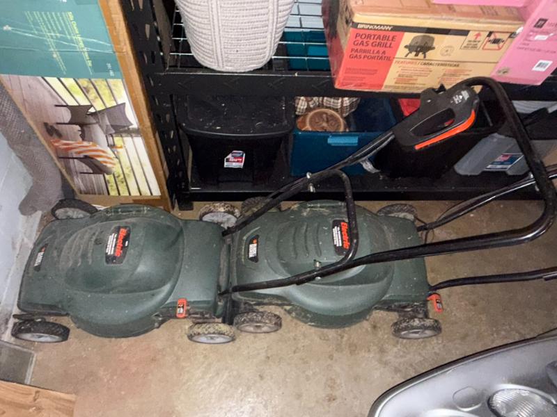 Sale Photo Thumbnail #11