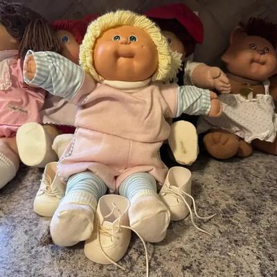 Cabbage Patch Kids & Heritage Signature Collection Doll Lot